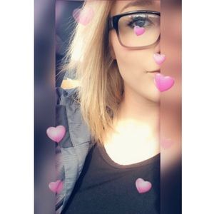 Meet your Posher, Ashlyn